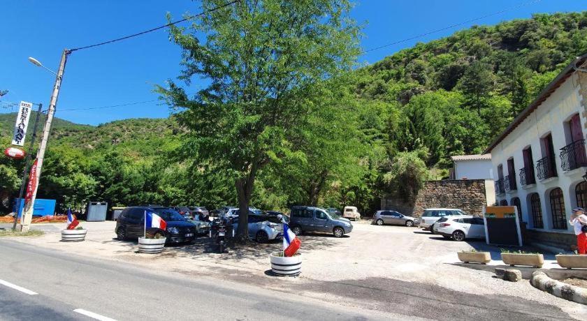 Des Gorges Au Viaduc Hotel *